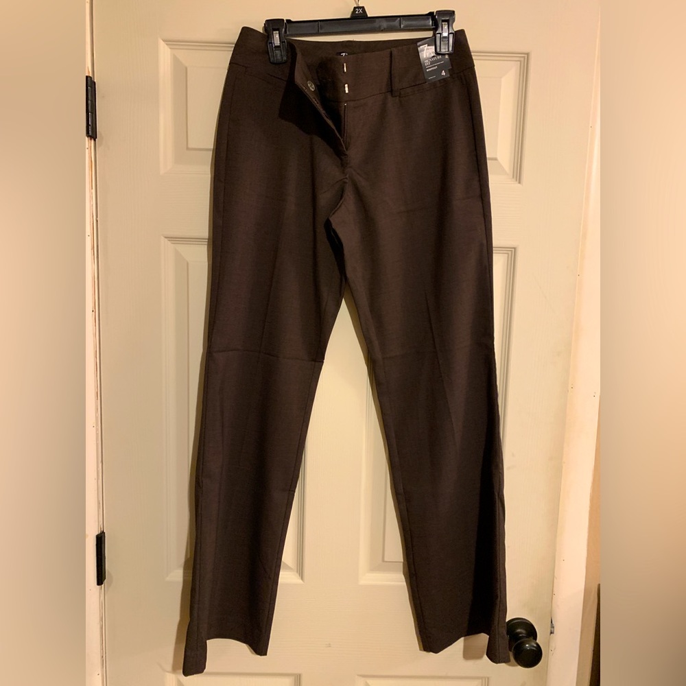 Brown New York & Co dress pants. NWT